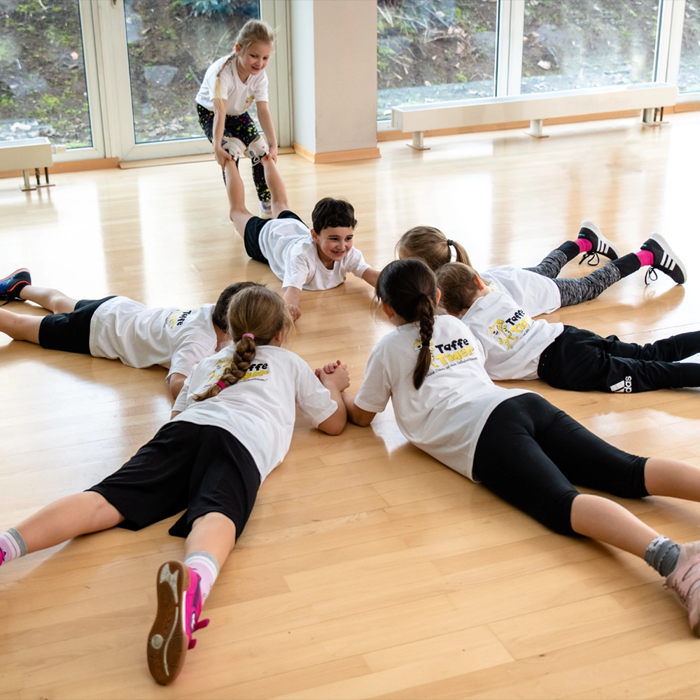 Bauchkraftwerk, Lorch, 73547, Kidskurs, Kurse für Kinder, Selbstvertrauen für Kinder, Selbstverteidigung für Kinder, Angebote für Kinder, Sportkurs für Kinder