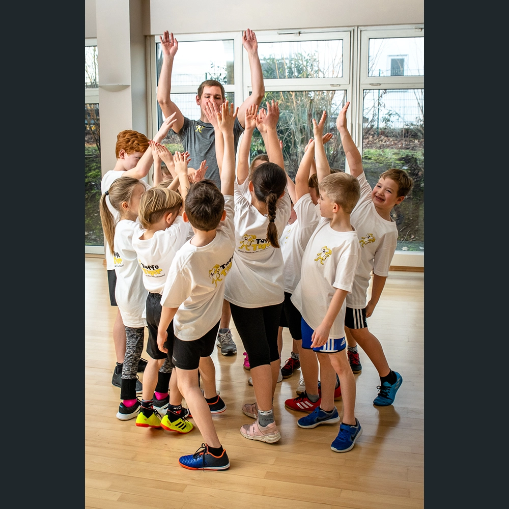 Bauchkraftwerk, Lorch, 73547, Kidskurs, Kurse für Kinder, Selbstvertrauen für Kinder, Selbstverteidigung für Kinder, Angebote für Kinder, Sportkurs für Kinder