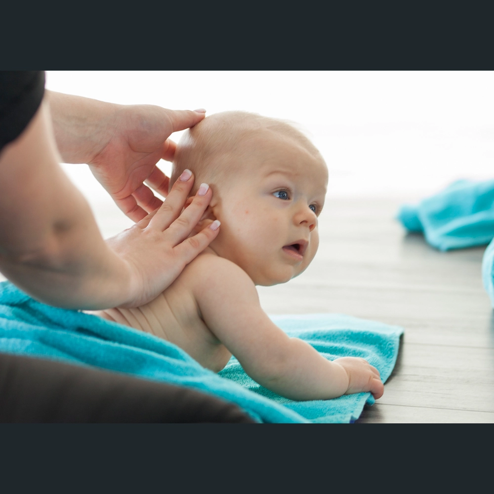 Bauchkraftwerk Babymassage